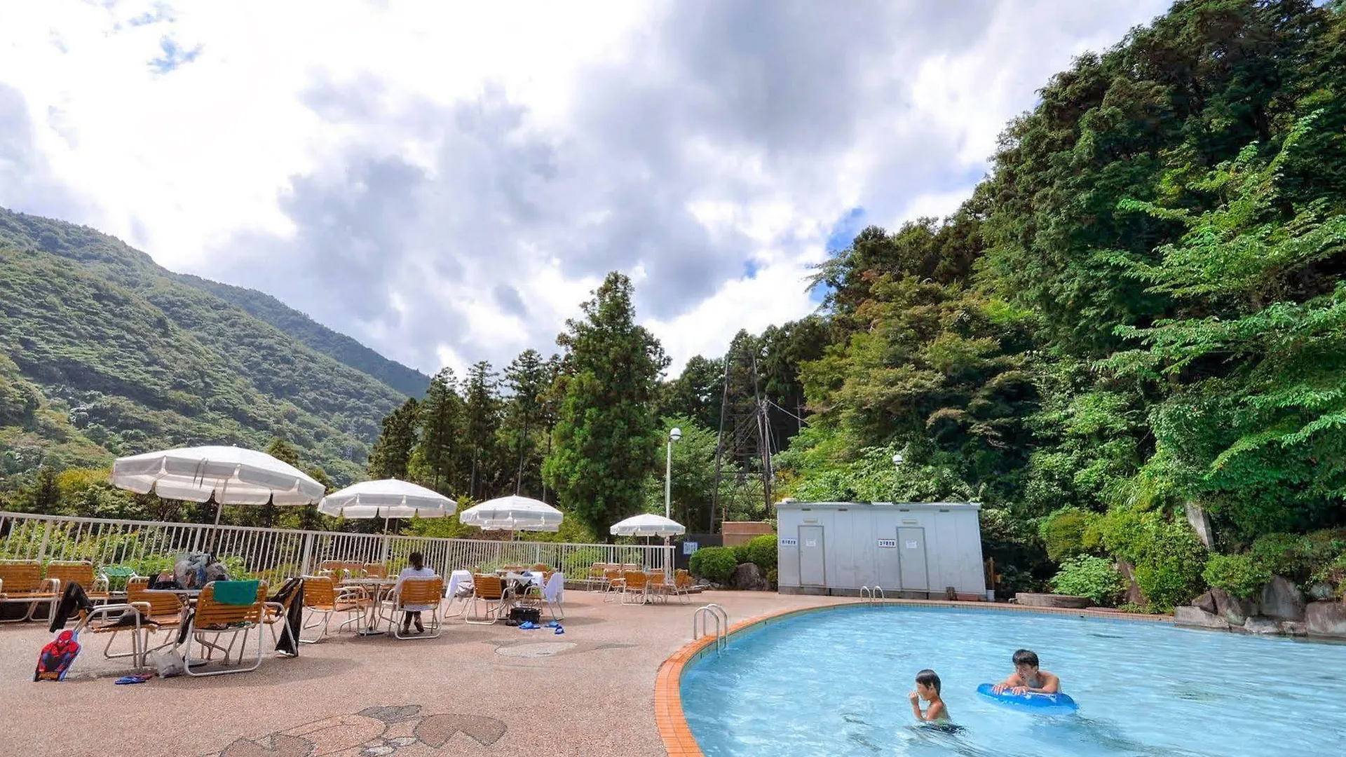 Ryokan Hakonenomori Okada Hotel