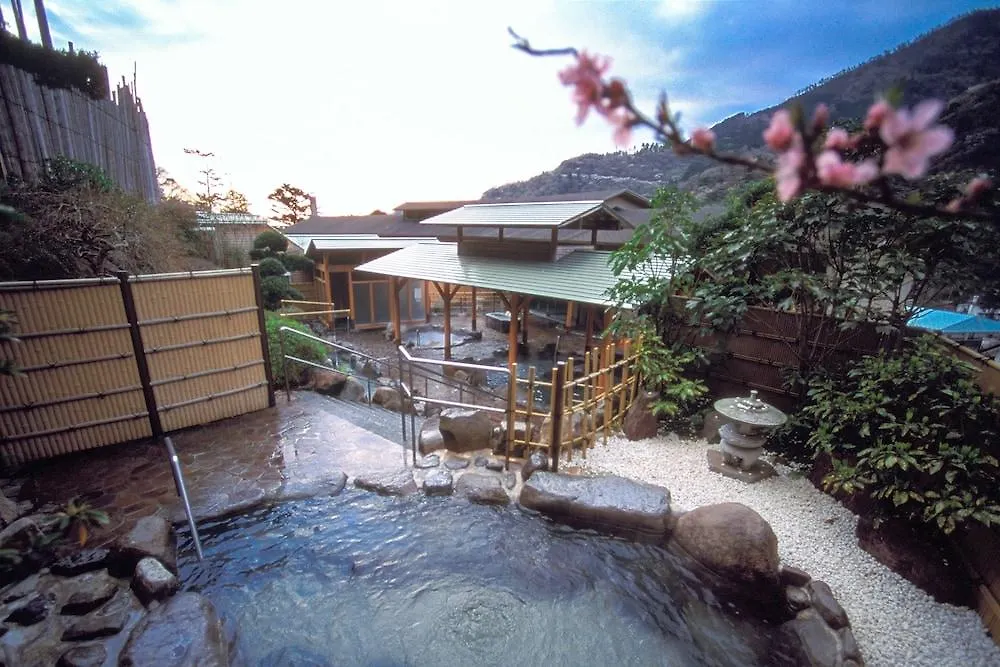 Hotel Hakonenomori Okada 4*, Hakone